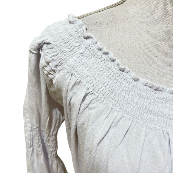 Helen Ainson White Smocked 100% cotton peasant Blouse boutique size small - Picture 3 of 11